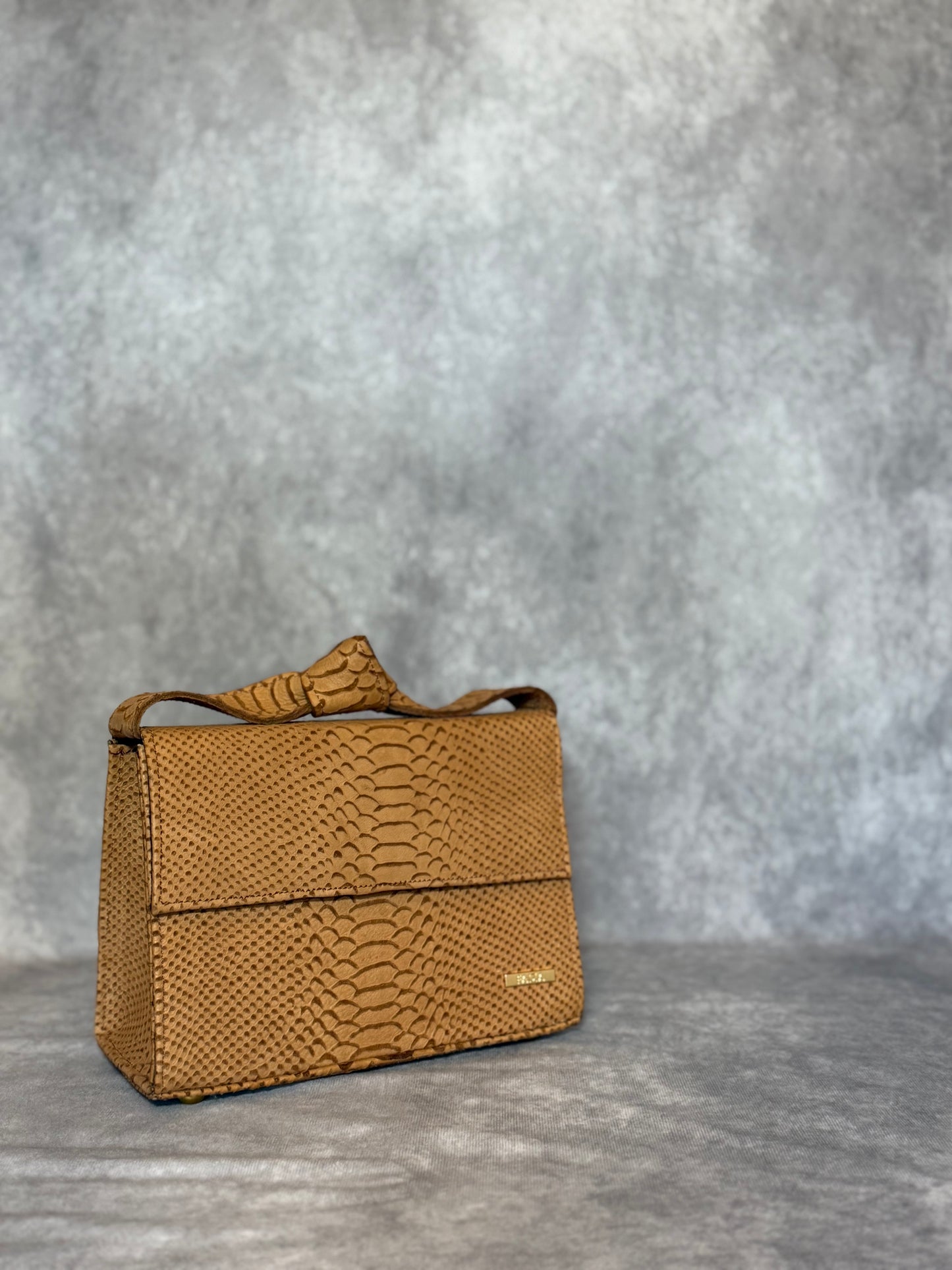Lareni camel