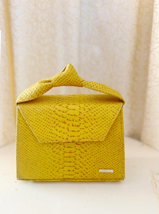 Lareni Yellow sun