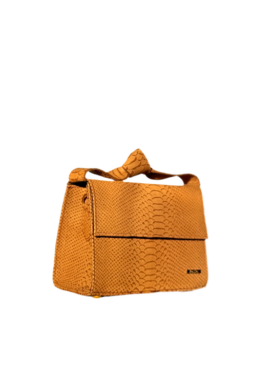 Lareni camel