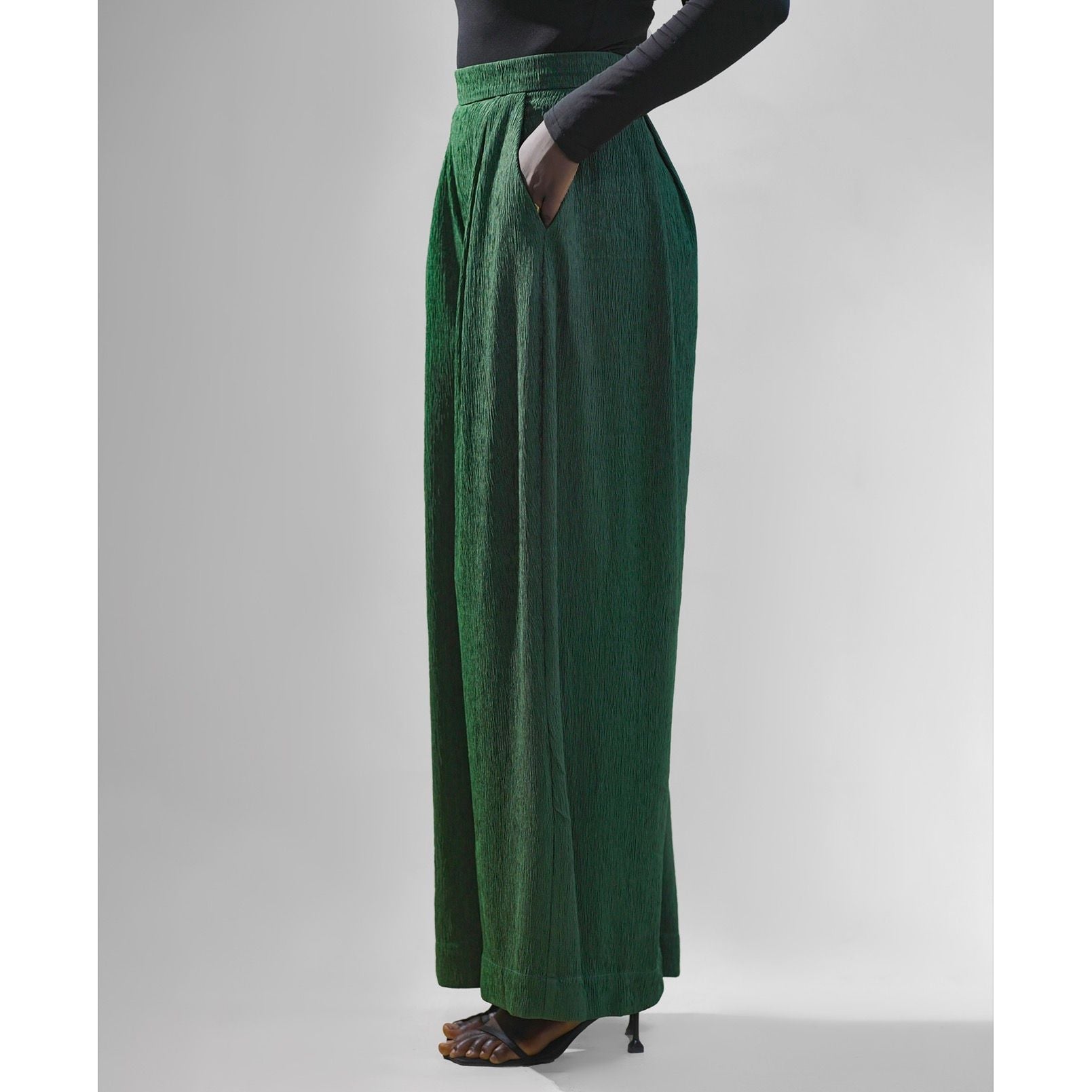 Hanifa Emerald